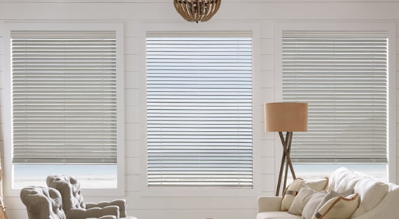 Faux wood blinds - Everwood