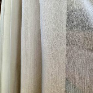 Two tones sheer