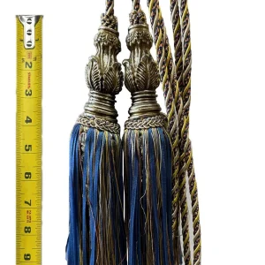 Double tassel crv