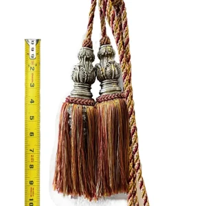 Double tassel crv
