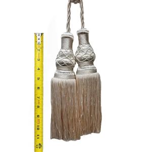Double mushroom tassel