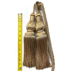 Double mushroom tassel