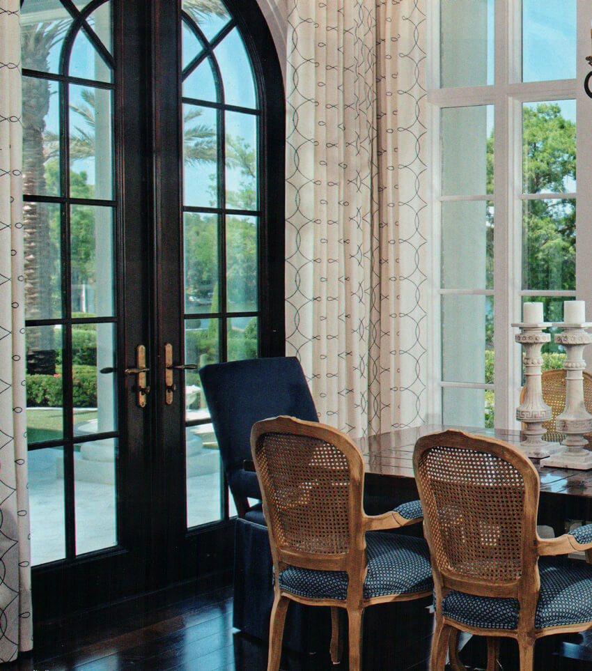 Sheer-Breakfast-room