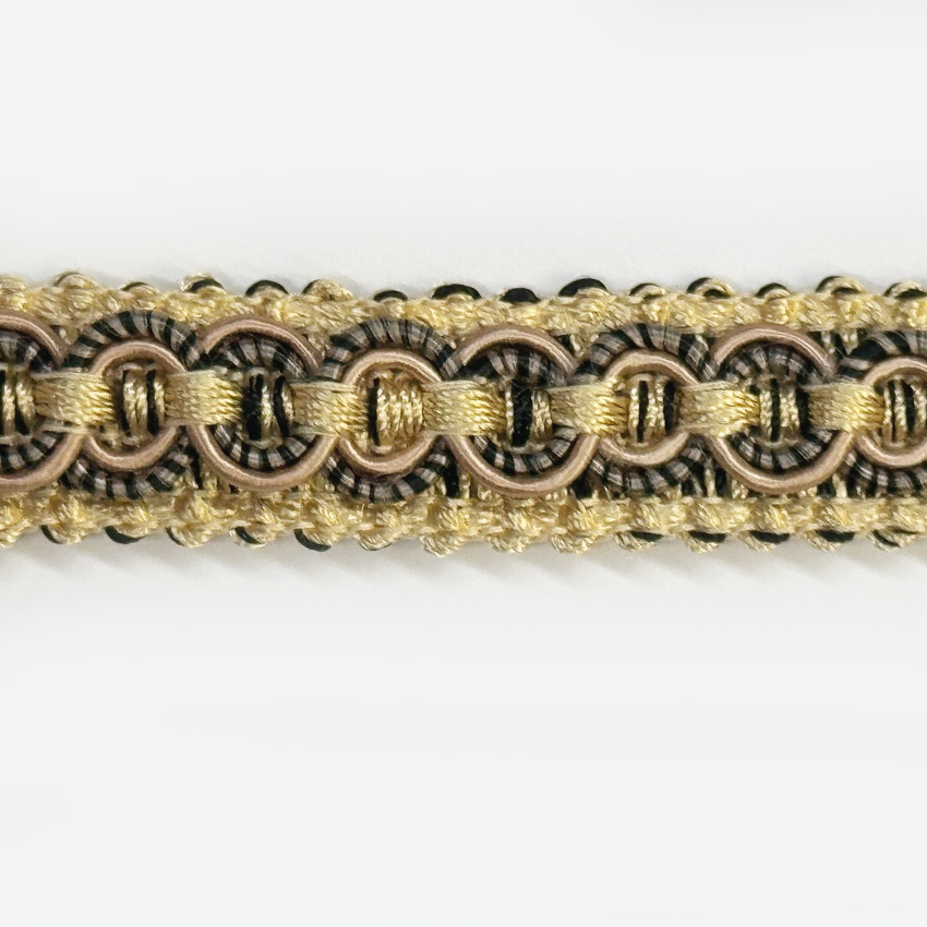 black & yellow trim roll
