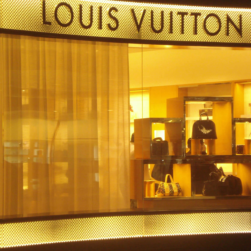 Luis-Buitron-Shop